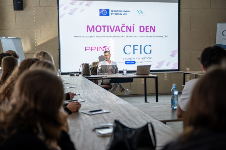 Studentům jsme představili svět developmentu